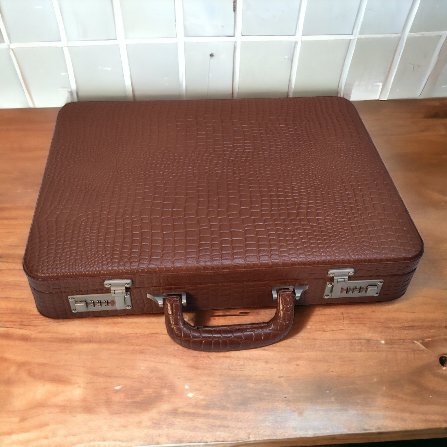 Leather Briefcase for Men Leather Attache Briefcase Corporate Gift Executive Leather Handbag for Men Leather Suitcase